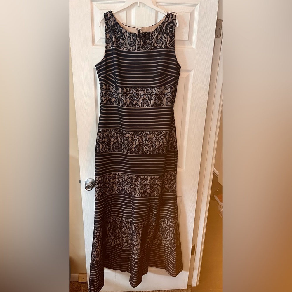 Formal sleeveless dress